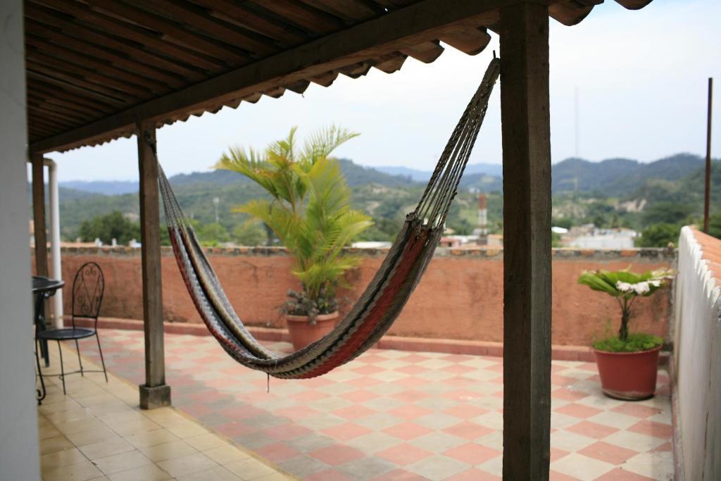 Hotel And Restaurant Guancascos Gracias Buitenkant foto