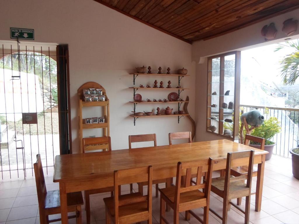 Hotel And Restaurant Guancascos Gracias Buitenkant foto